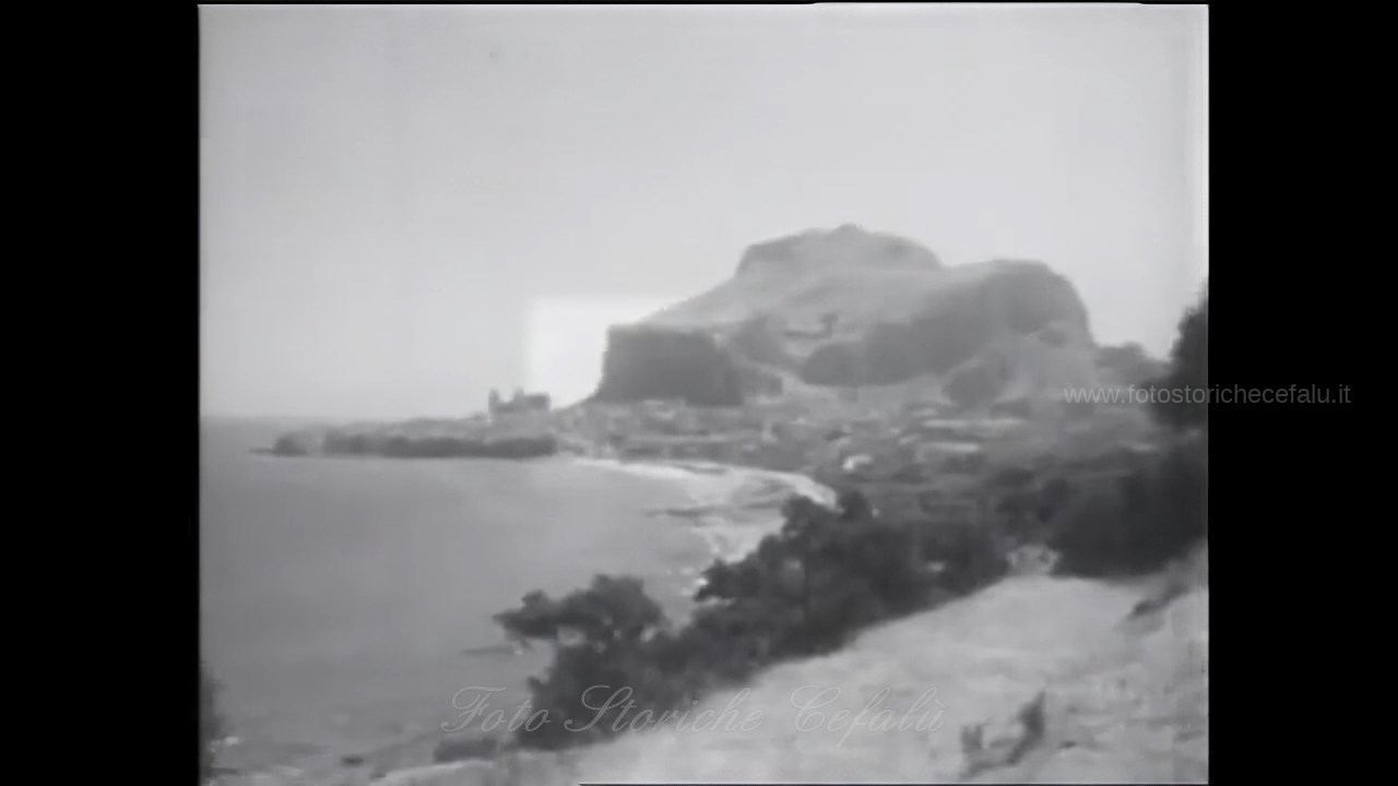 Cefalù 1960 - Chi legge di Mario Soldati